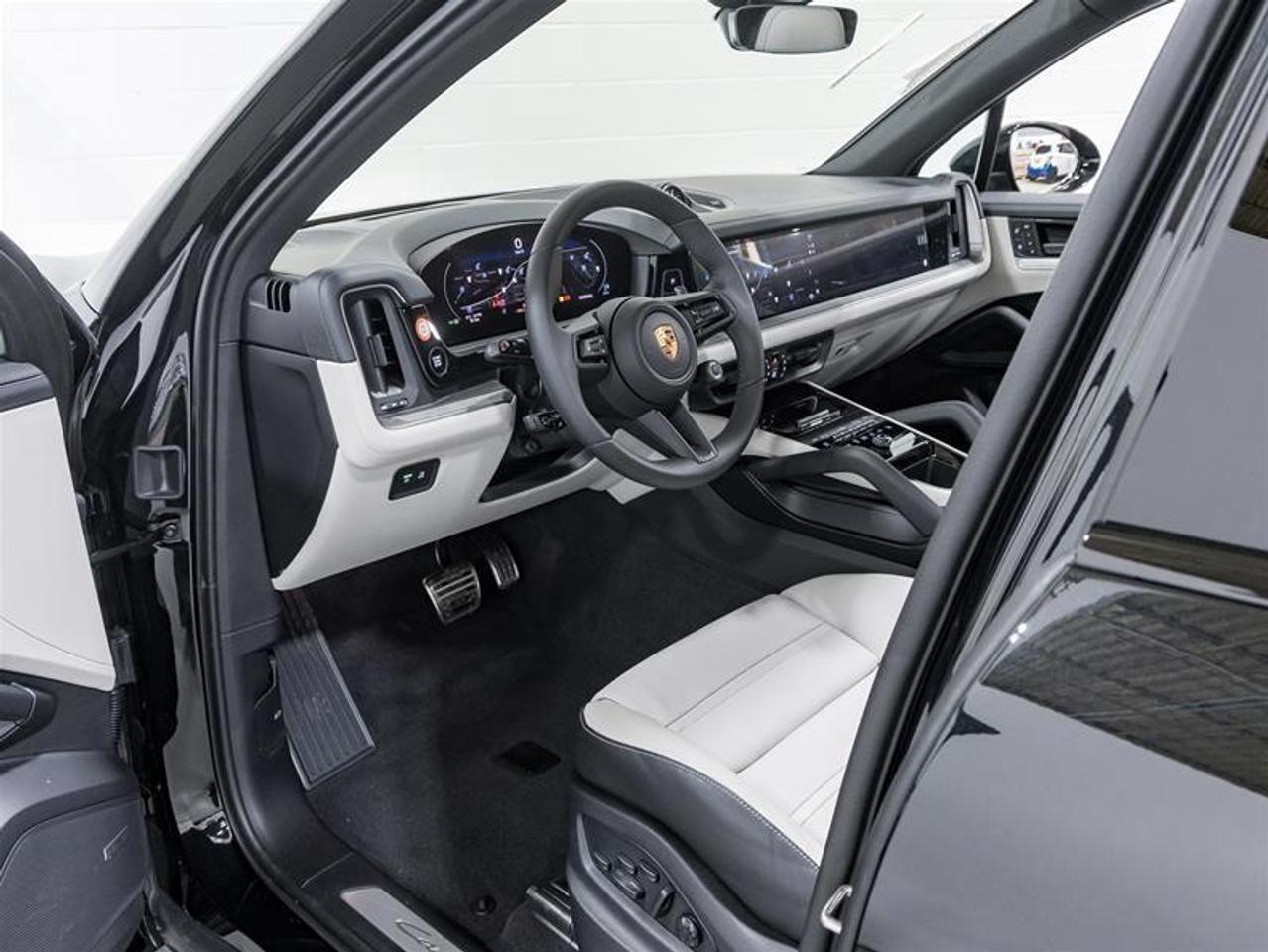 2026 Porsche Cayenne  Photo