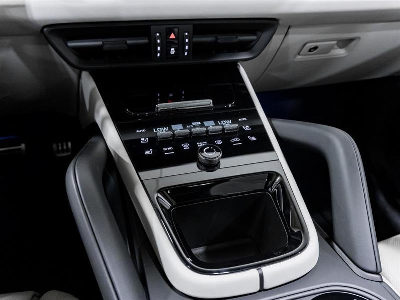 2026 Porsche Cayenne  Photo