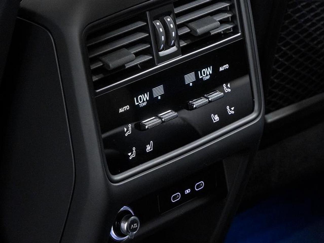 2026 Porsche Cayenne  Photo