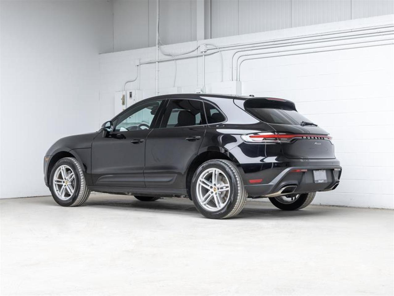 2024 Porsche Macan  Photo