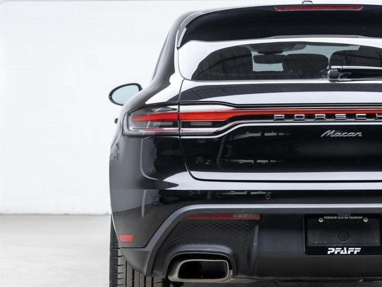 2024 Porsche Macan  Photo