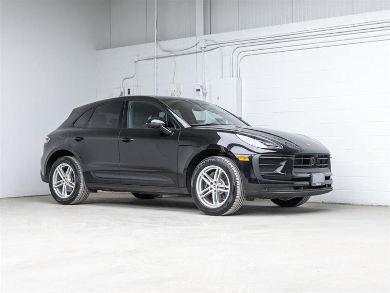 2024 Porsche Macan  Photo
