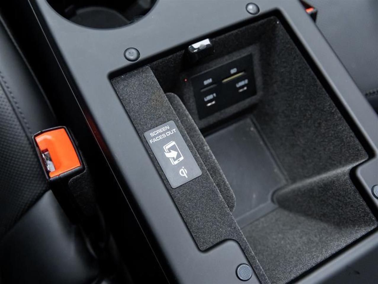 2024 Porsche Macan  Photo