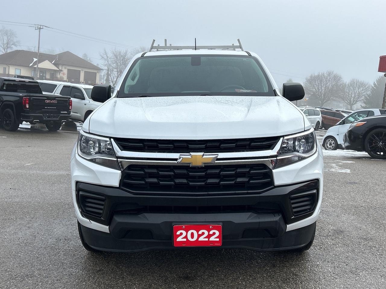 2022 Chevrolet Colorado WORK TRUCK, REAR WHEEL DRIVE, CLEAN CARFAX! Photo2