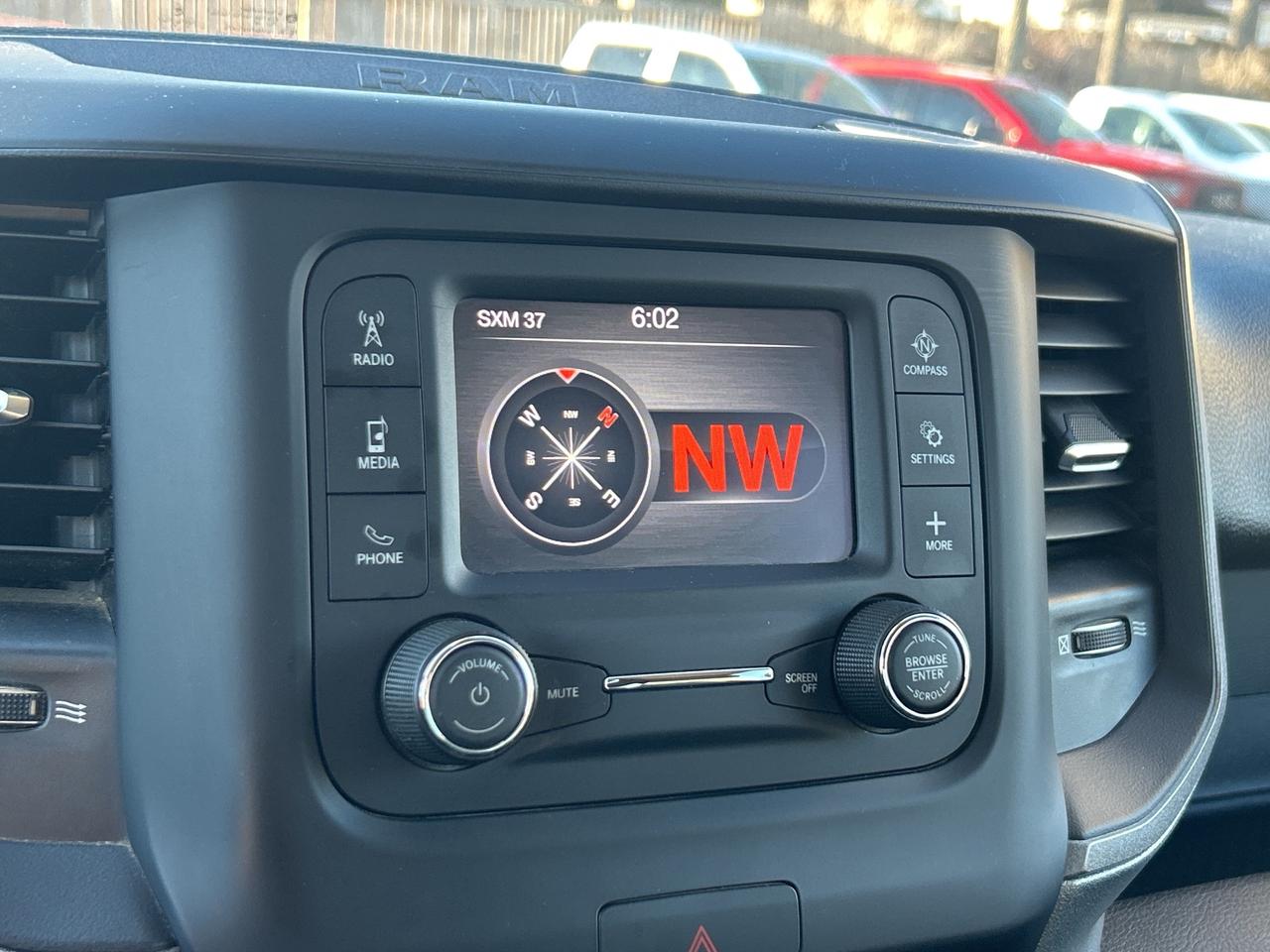 2020 RAM 3500 TRADESMAN, CLEAN CARFAX, 6.4L HEMI, 6 PASSENGER! Photo