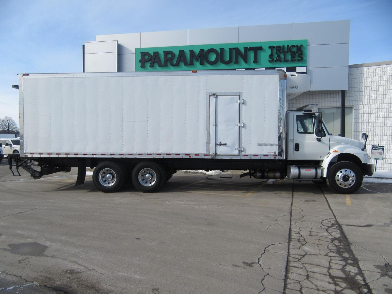 2018 International 4400 TANDEM 28FT REEFER BOX CARRIER SUPRA 960 REEFER Photo