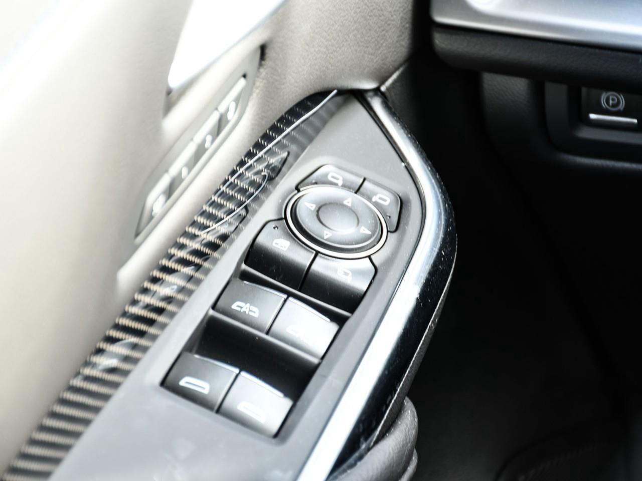 2025 Cadillac XT4 Sport Twin Panel Moonroof   Less than 3,000KM! Photo