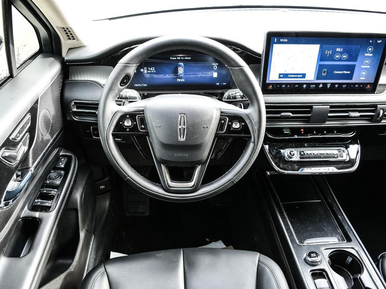 2024 Lincoln Corsair Premiere ACC + Lane Centering   BLIS   Heated Seat Photo