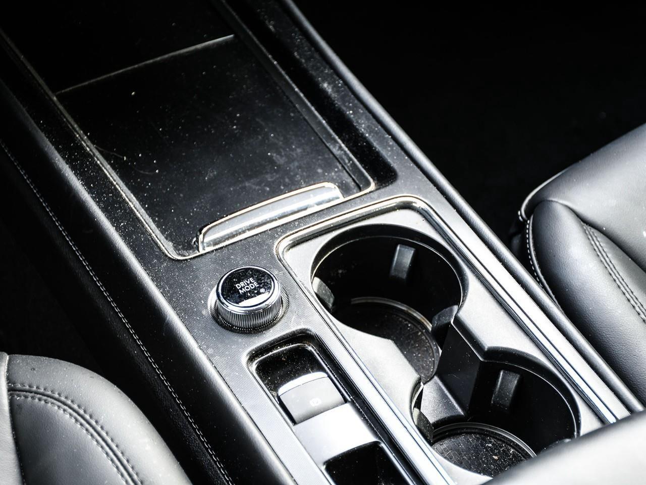 2024 Lincoln Corsair Premiere ACC + Lane Centering   BLIS   Heated Seat Photo