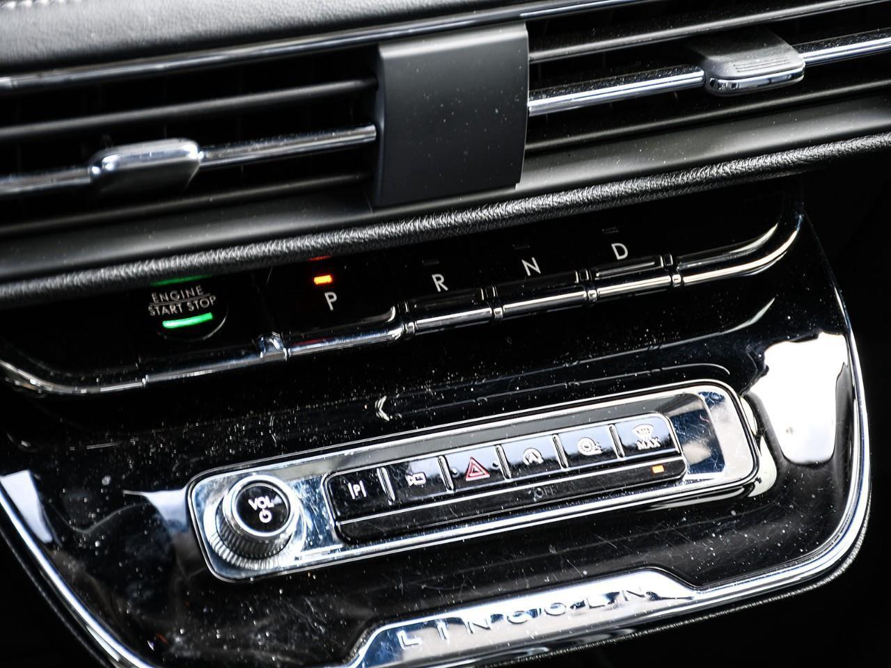 2024 Lincoln Corsair Premiere ACC + Lane Centering   BLIS   Heated Seat Photo