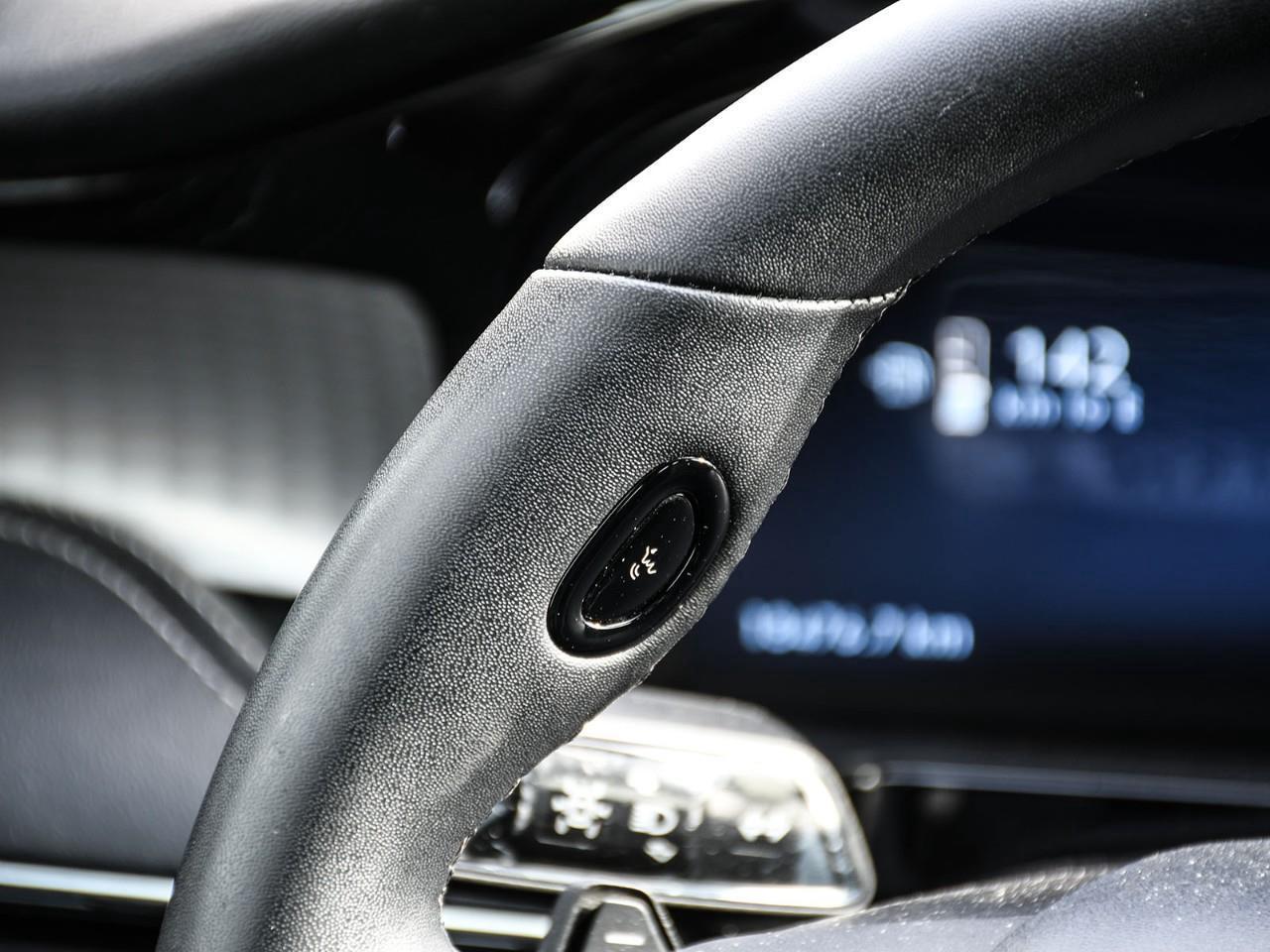 2024 Lincoln Corsair Premiere ACC + Lane Centering   BLIS   Heated Seat Photo