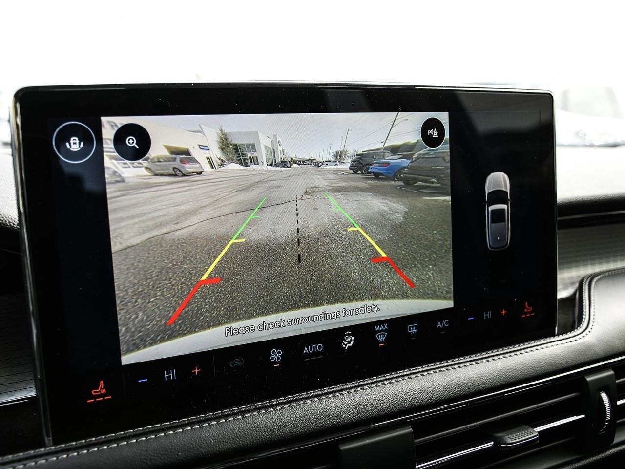 2024 Lincoln Corsair Premiere ACC + Lane Centering   BLIS   Heated Seat Photo