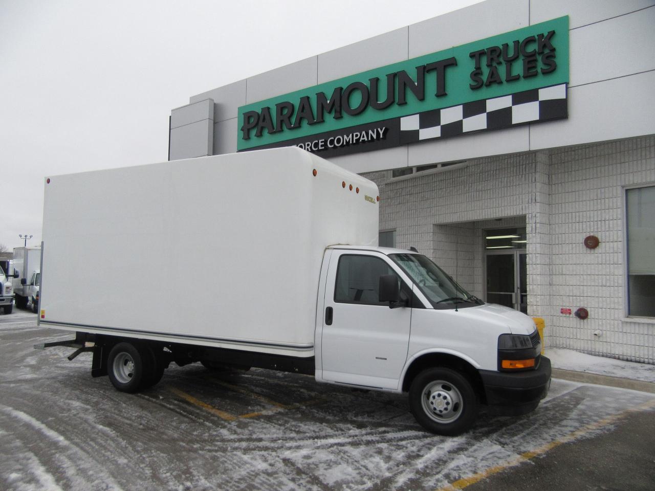 2023 Chevrolet ChevroletExpress 3500 CUSTOM 16FT HIGH BOX CUBE VAN 91 INCH HEIGHT Photo0