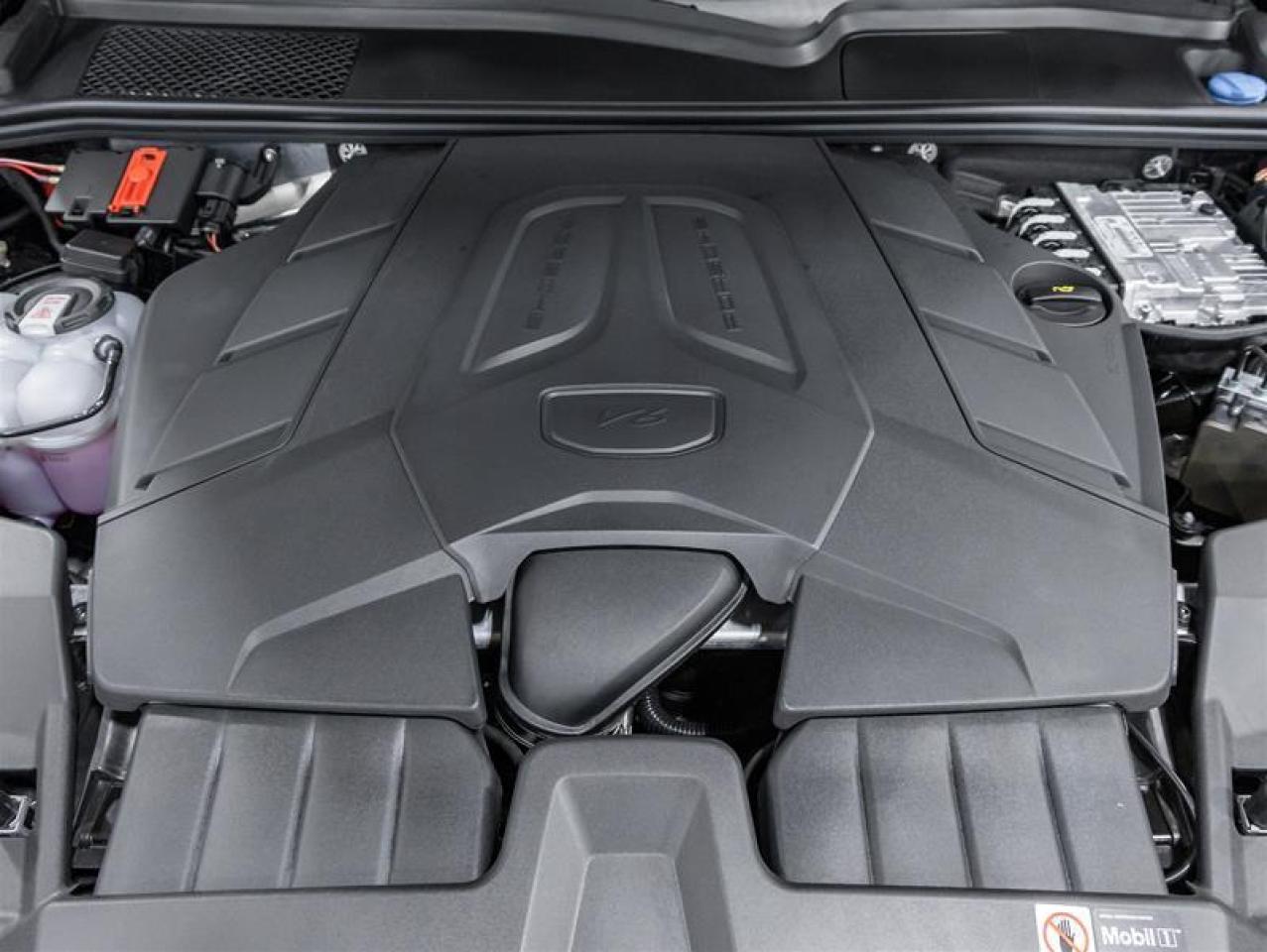 2026 Porsche Cayenne  Photo2