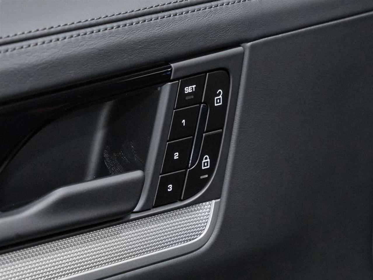 2026 Porsche Cayenne  Photo