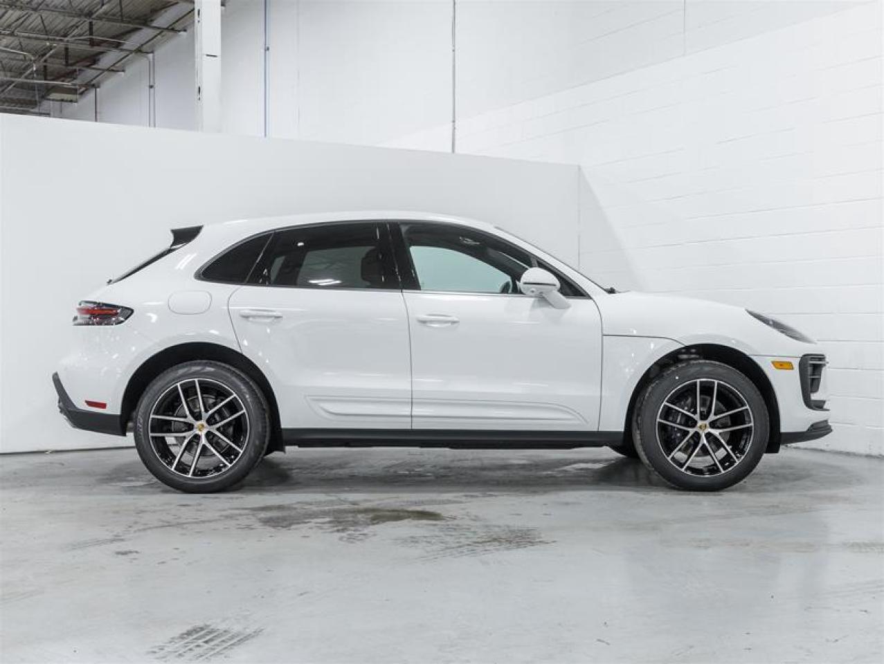 2026 Porsche Macan  Photo