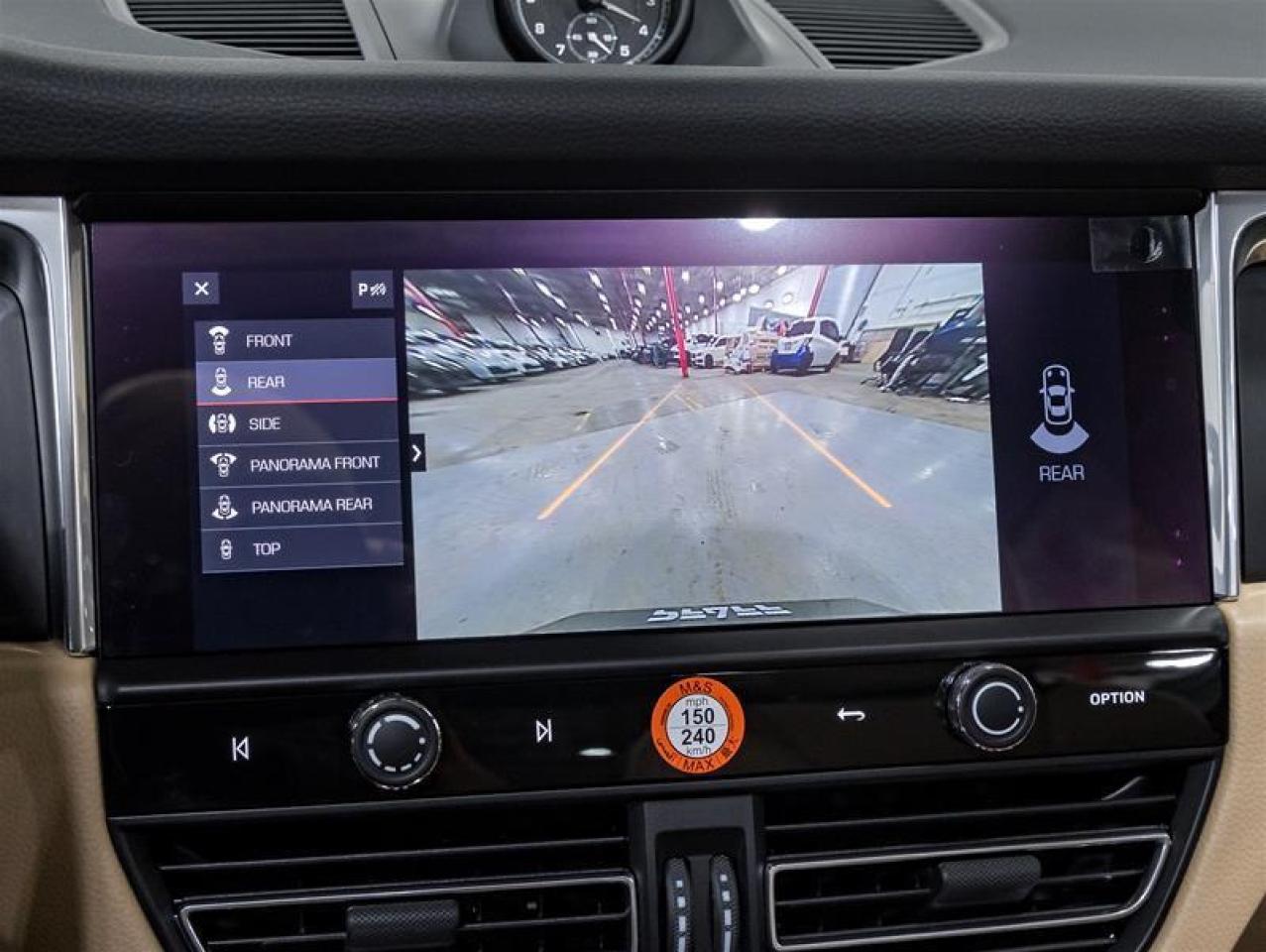 2026 Porsche Macan  Photo