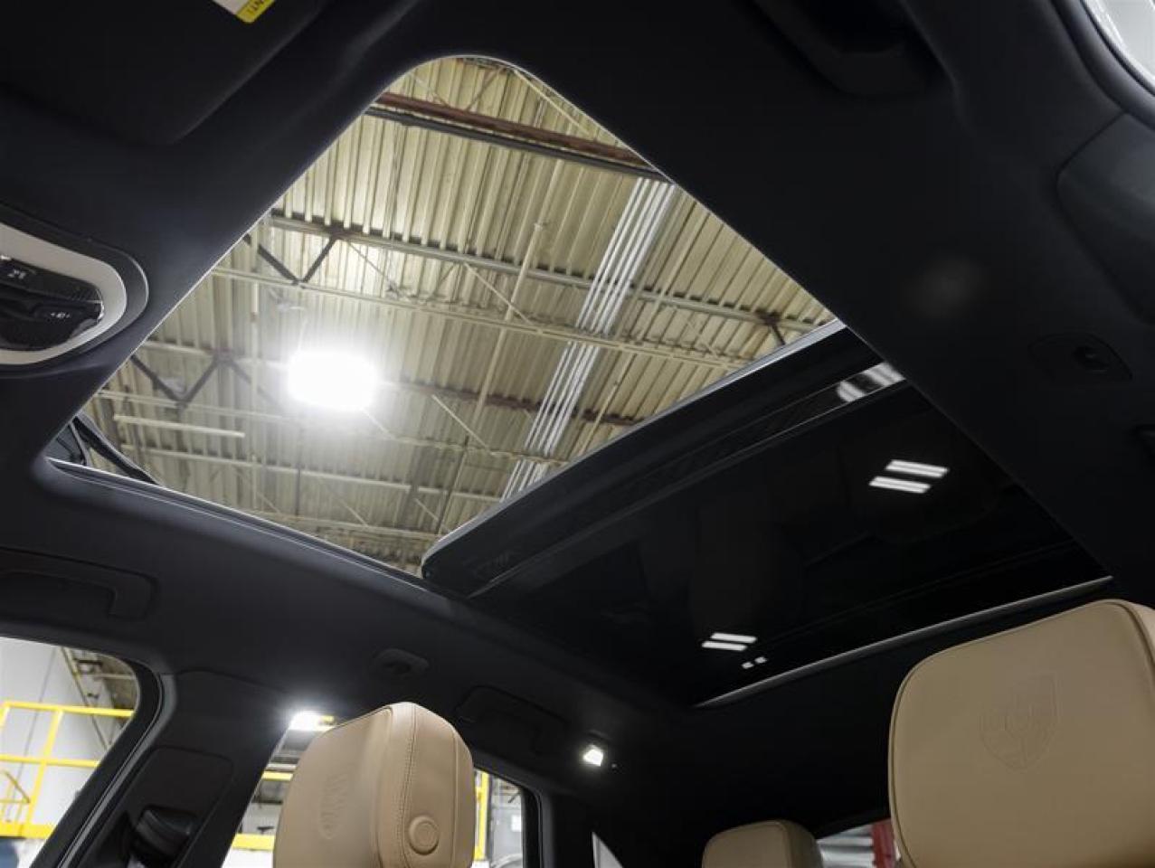 2026 Porsche Macan  Photo