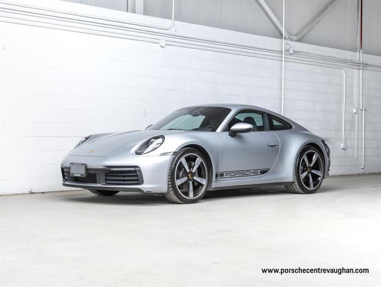 2020 Porsche 911  Photo