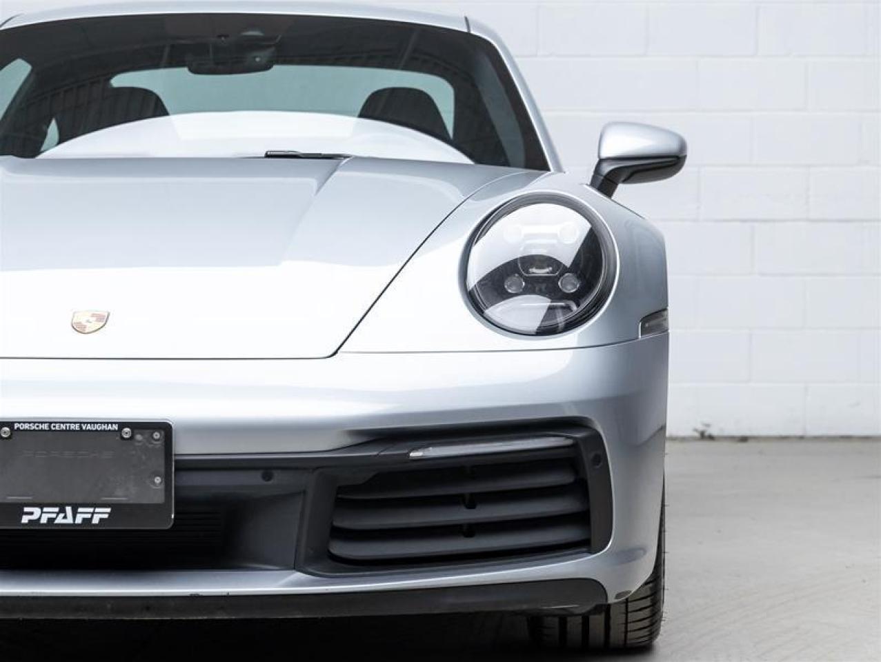 2020 Porsche 911  Photo3