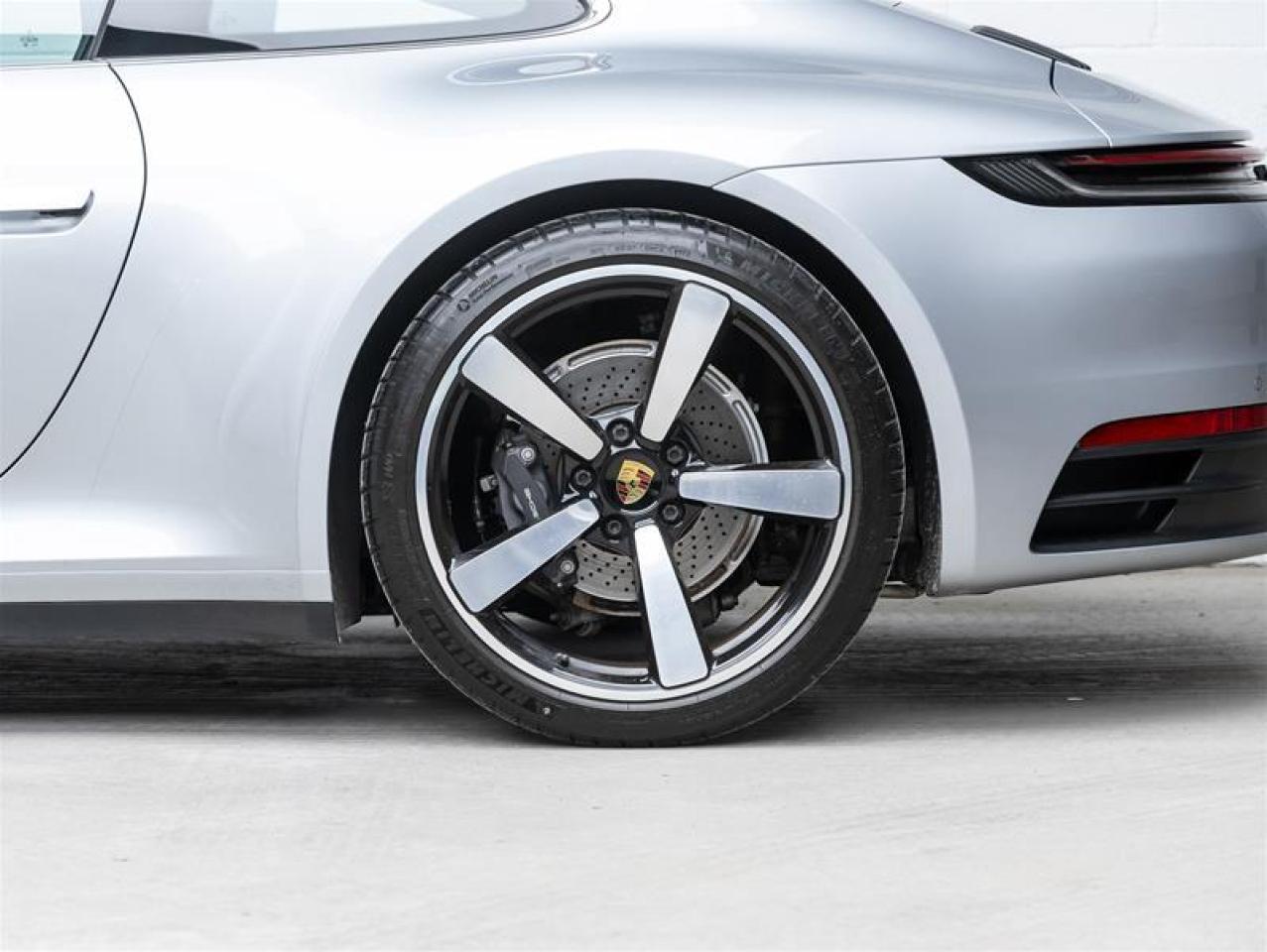 2020 Porsche 911  Photo