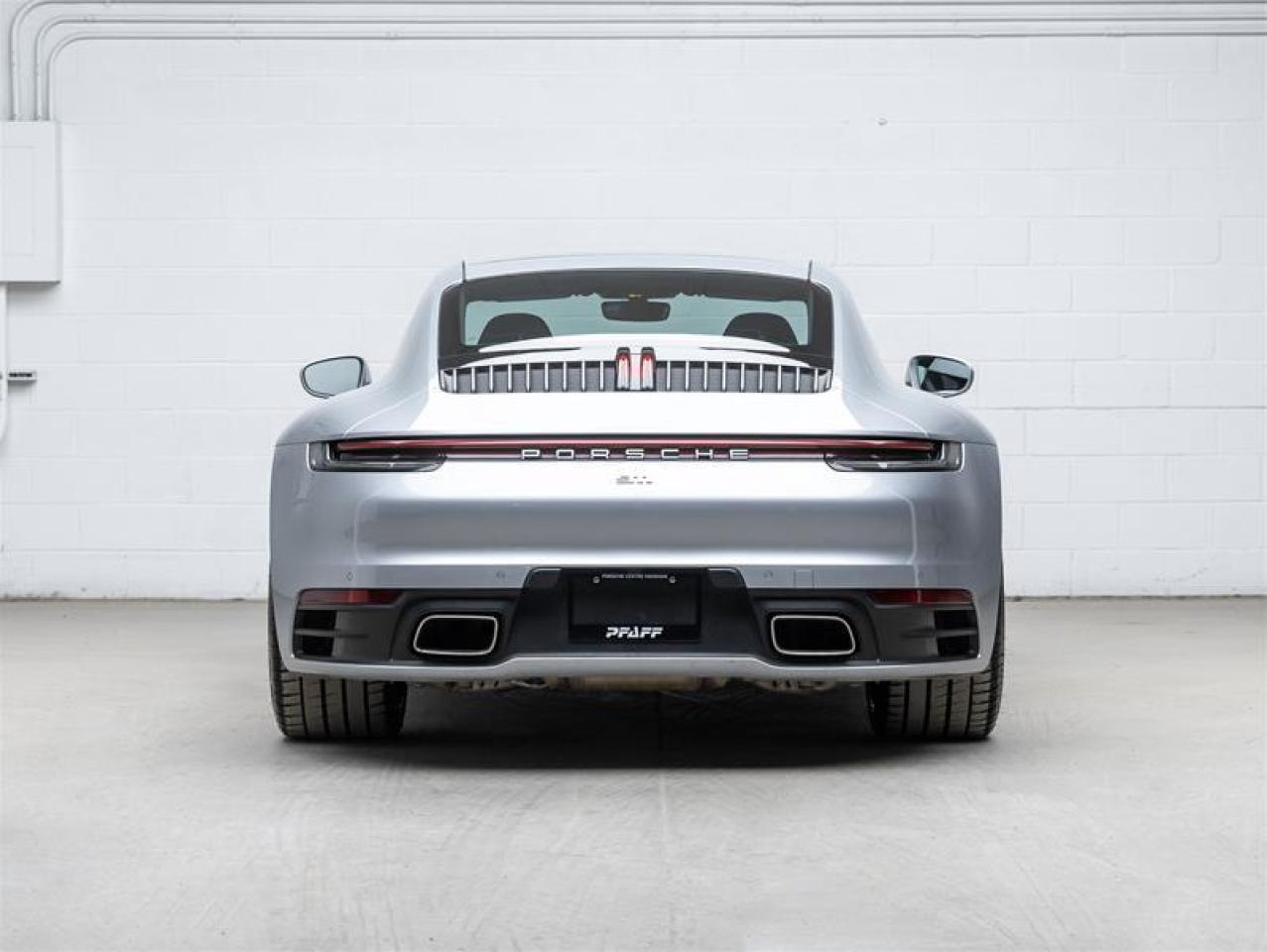 2020 Porsche 911  Photo