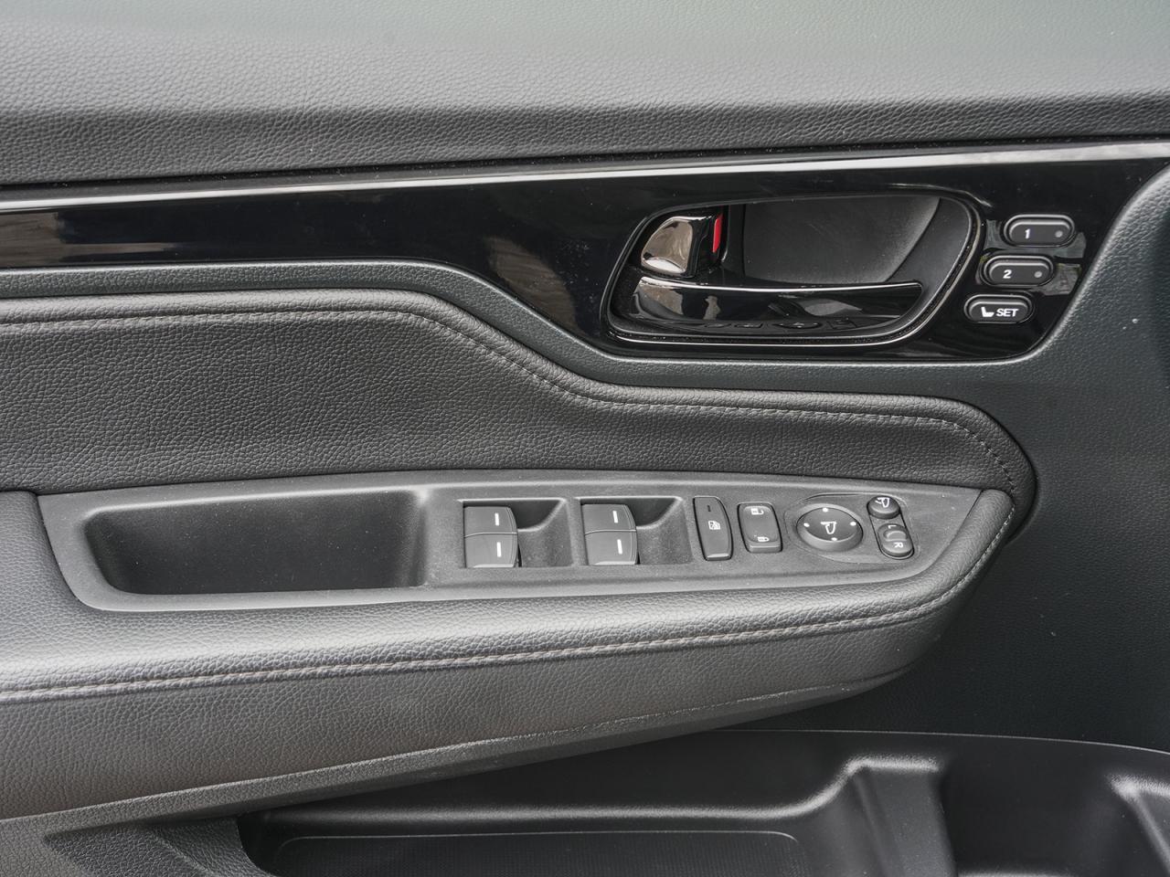 2024 Honda Odyssey Touring Photo