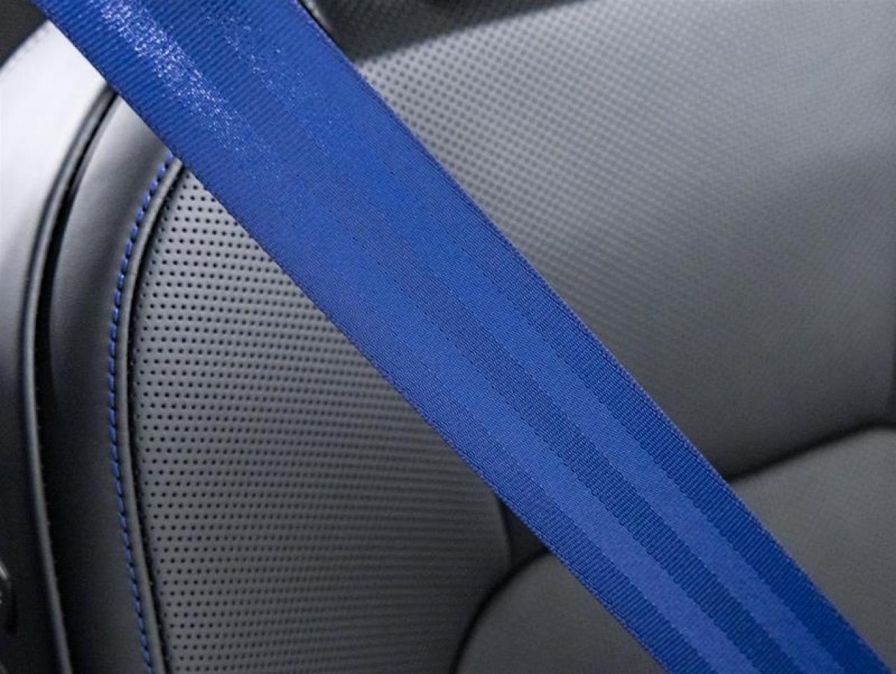 2026 Porsche Macan  Photo