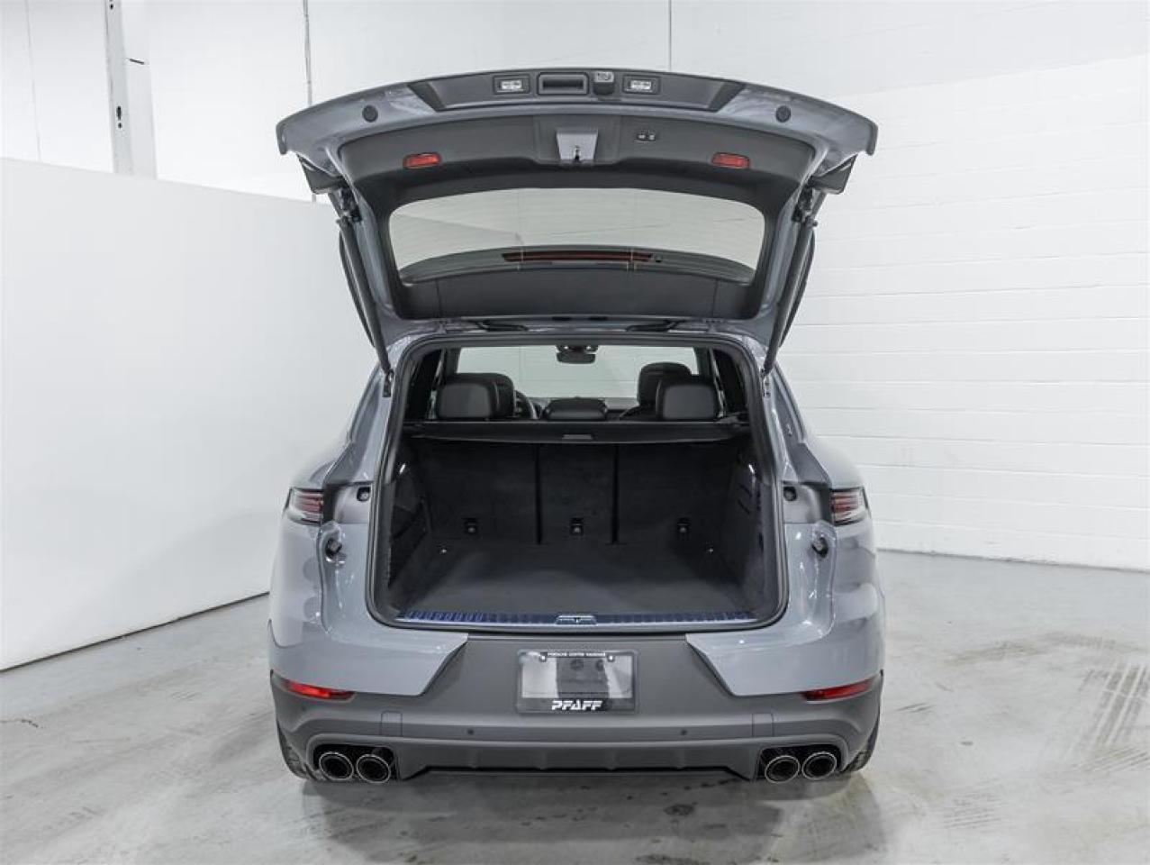 2026 Porsche Cayenne  Photo