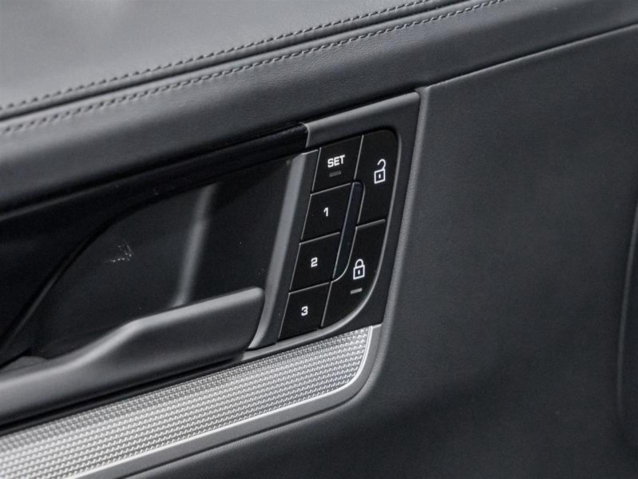 2026 Porsche Cayenne  Photo