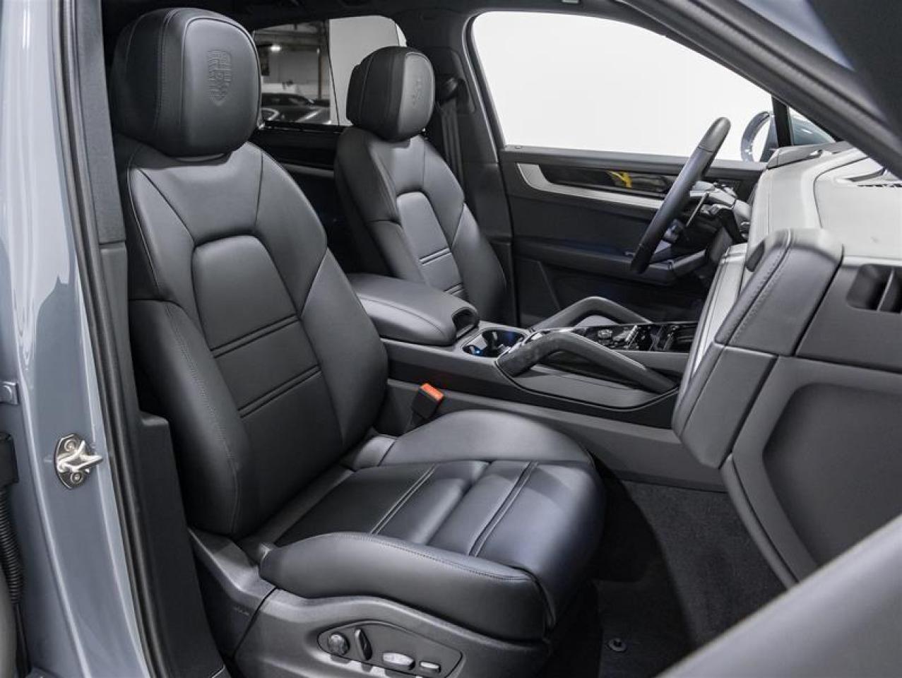 2026 Porsche Cayenne  Photo