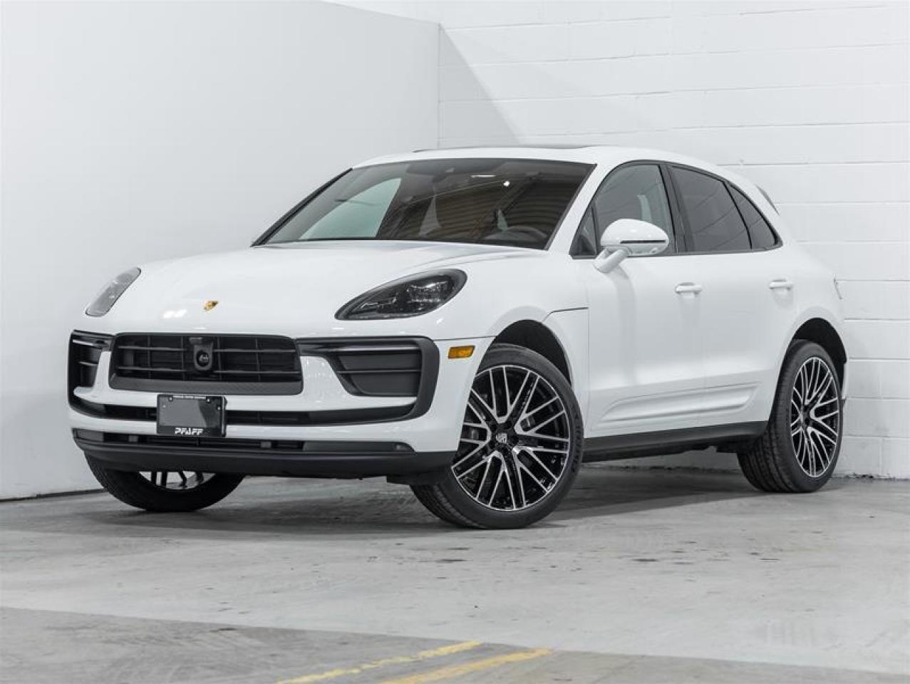2026 Porsche Macan  Photo