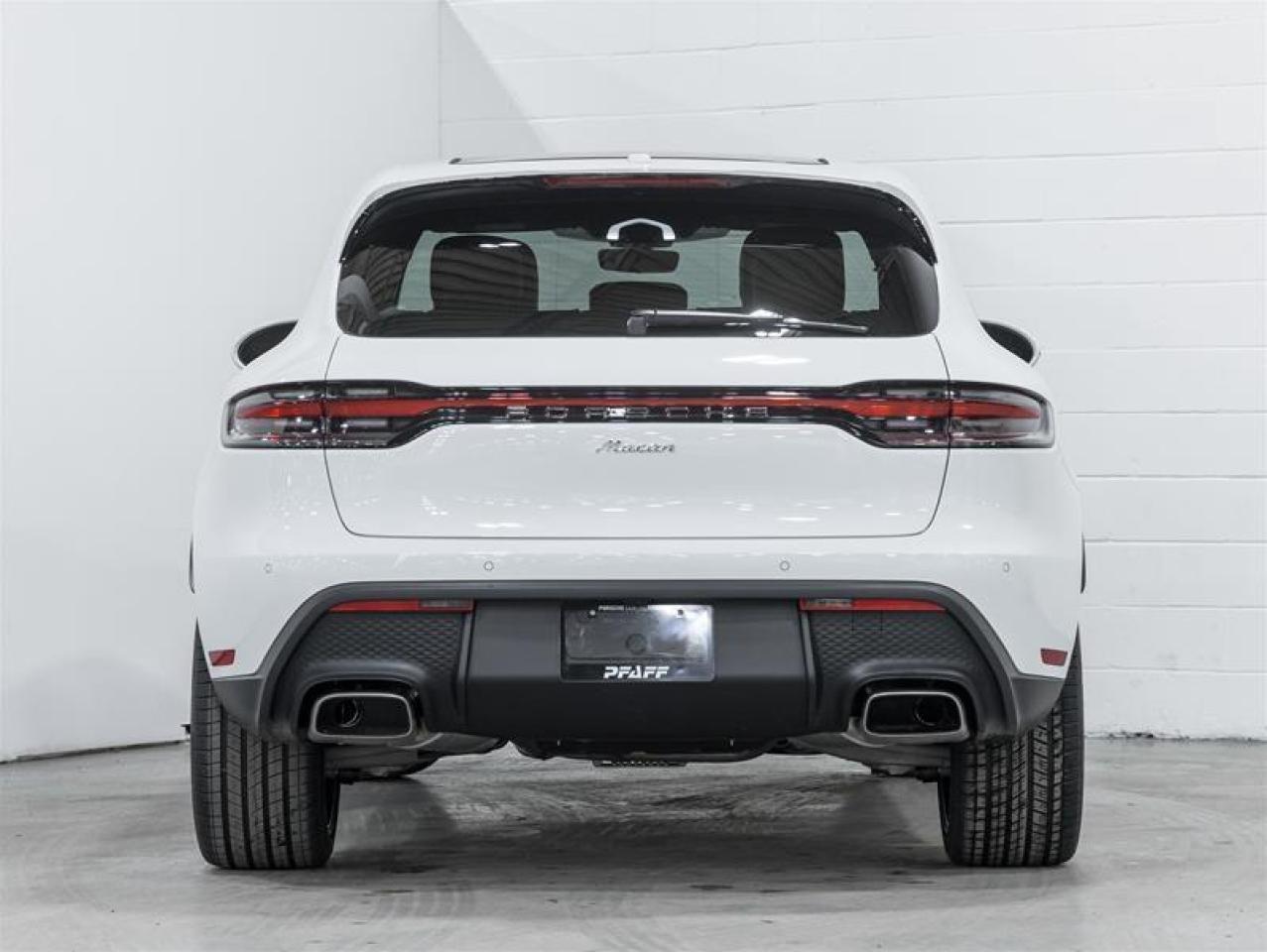 2026 Porsche Macan  Photo