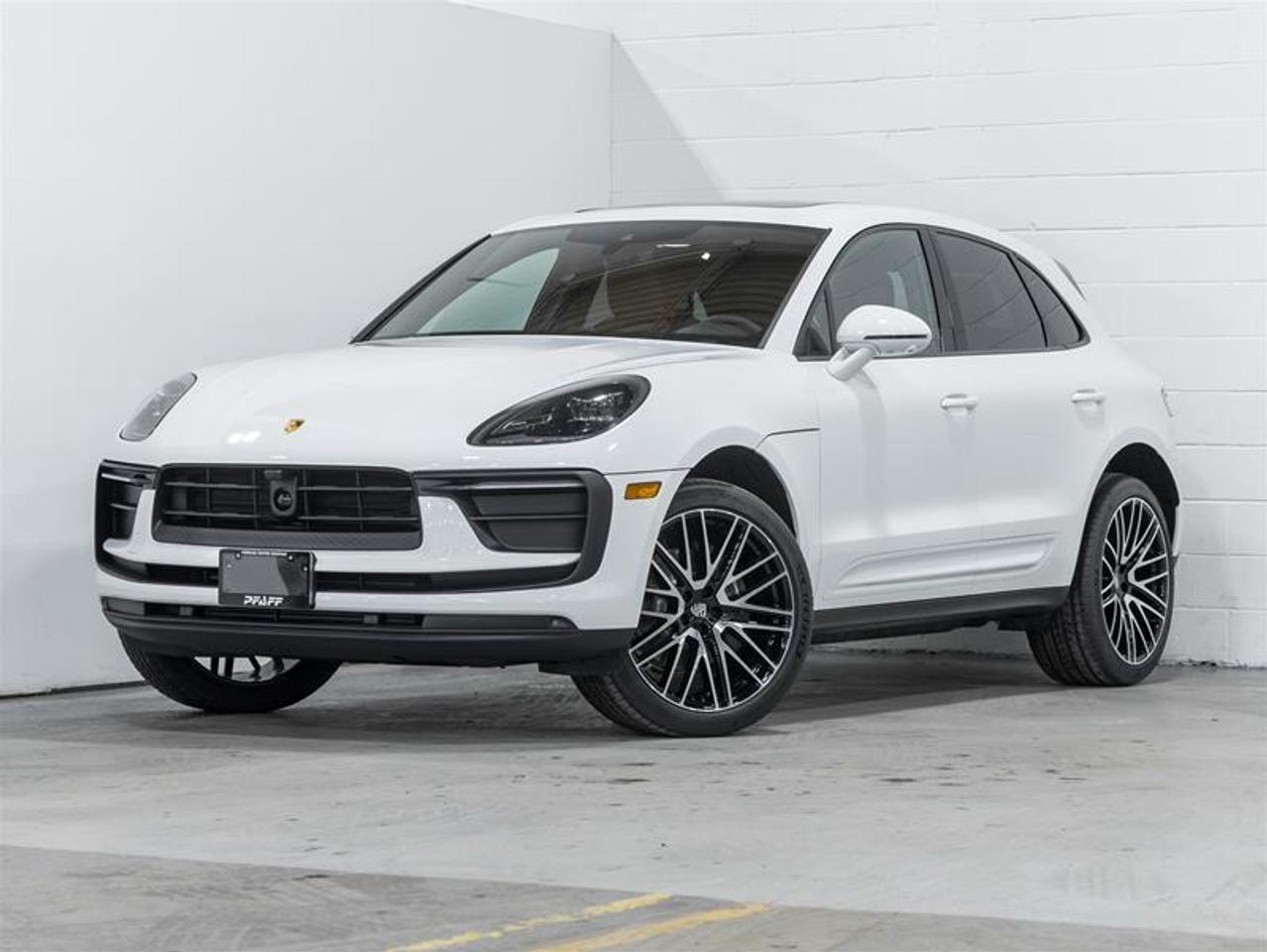 2026 Porsche Macan  Photo0