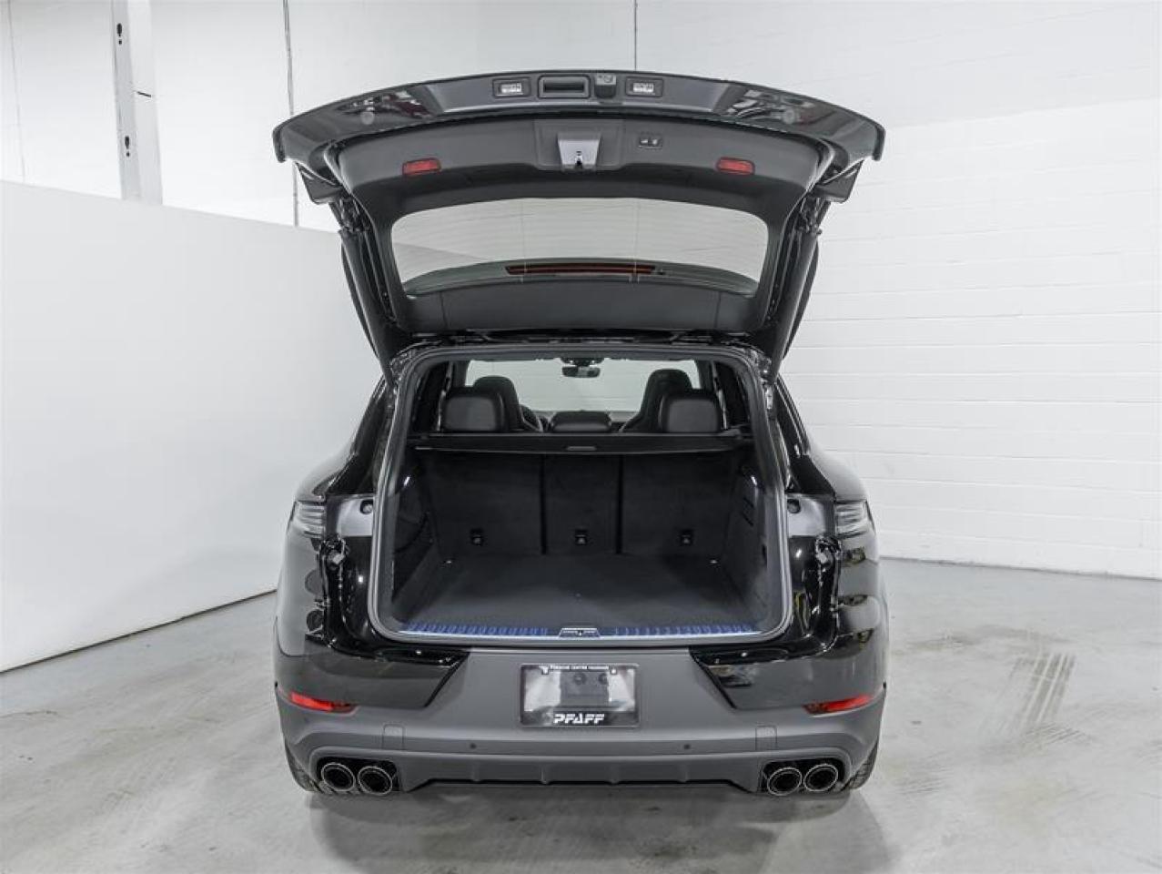 2026 Porsche Cayenne  Photo