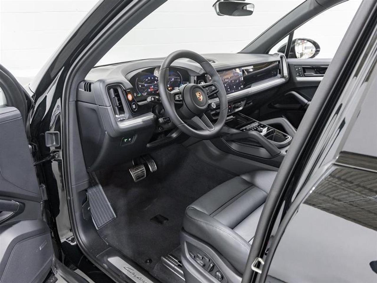 2026 Porsche Cayenne  Photo