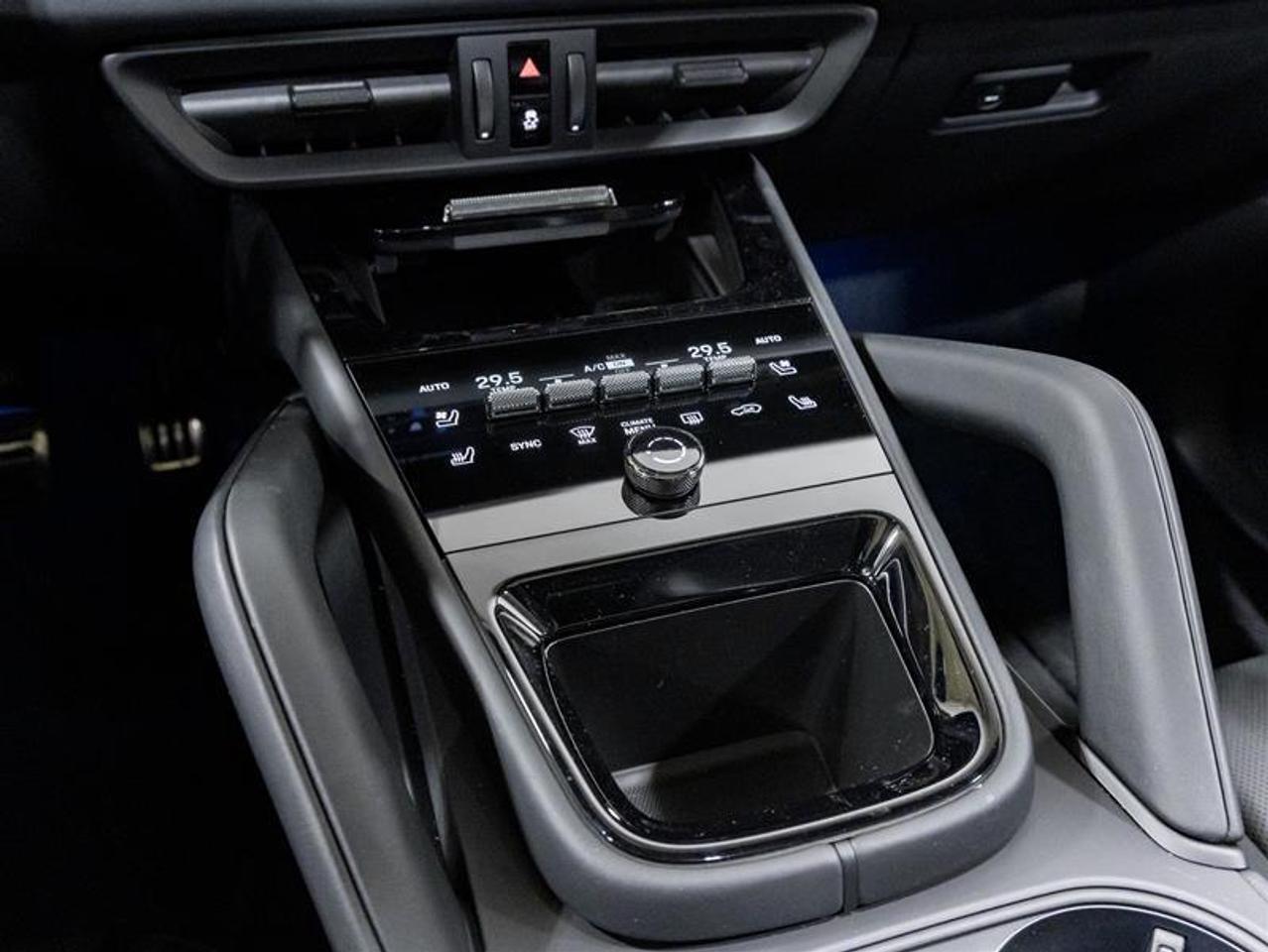 2026 Porsche Cayenne  Photo