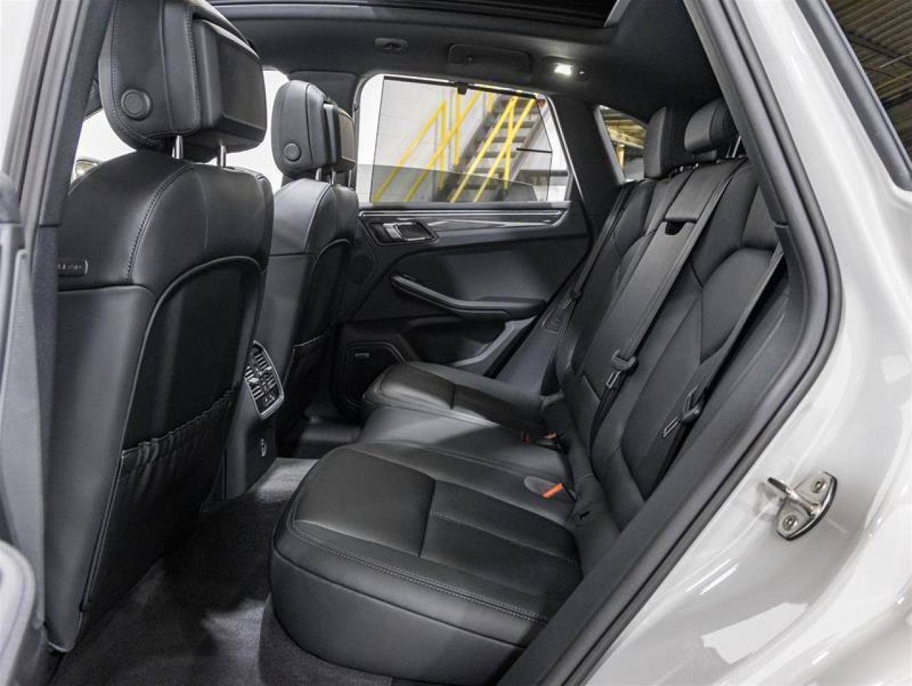 2026 Porsche Macan  Photo