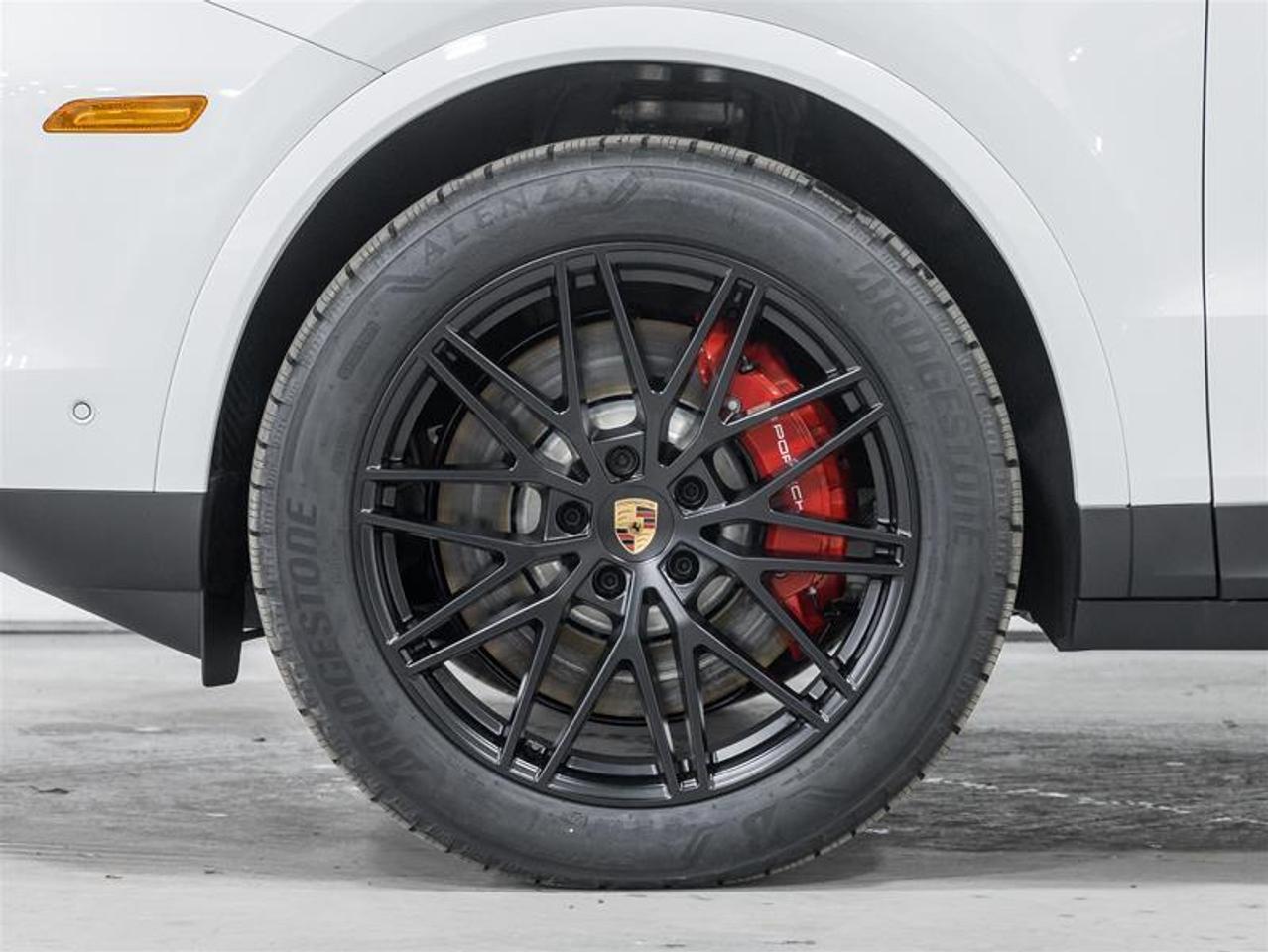 2026 Porsche Cayenne  Photo