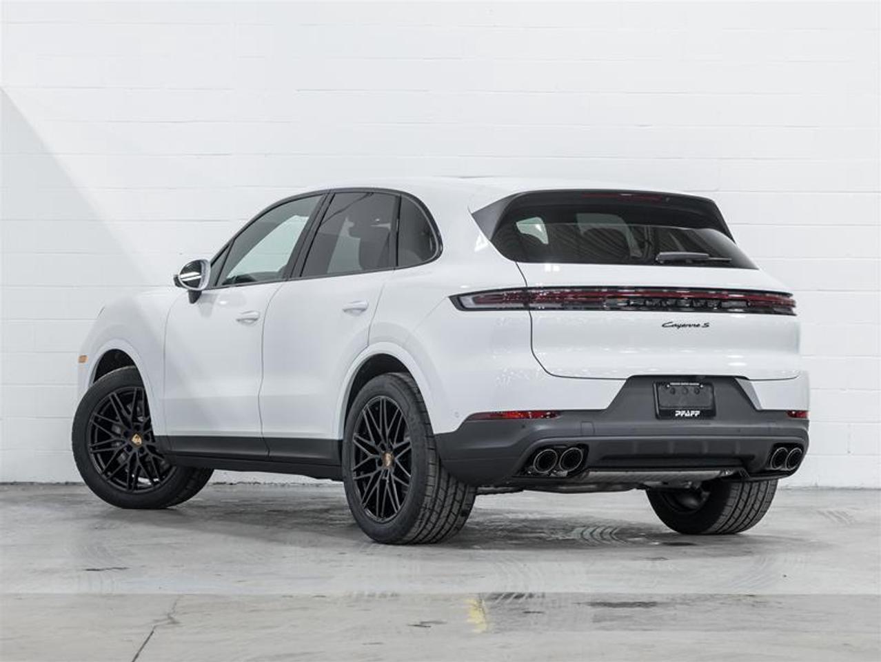 2026 Porsche Cayenne  Photo