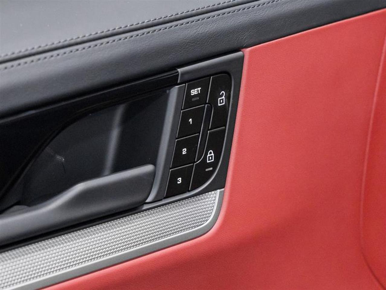2026 Porsche Cayenne  Photo