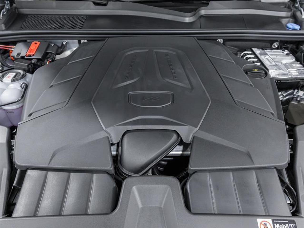 2026 Porsche Cayenne  Photo2