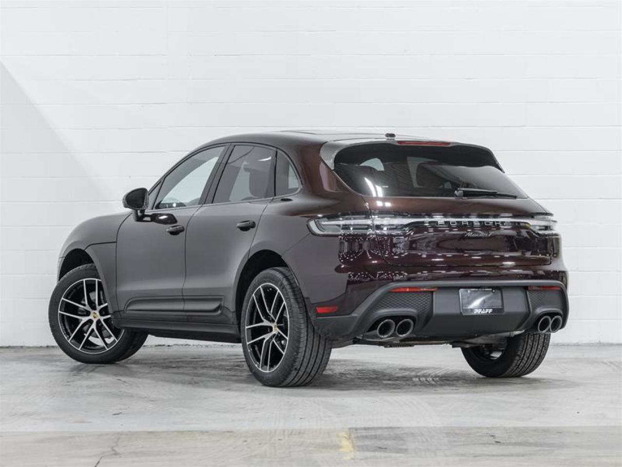 2026 Porsche Macan  Photo