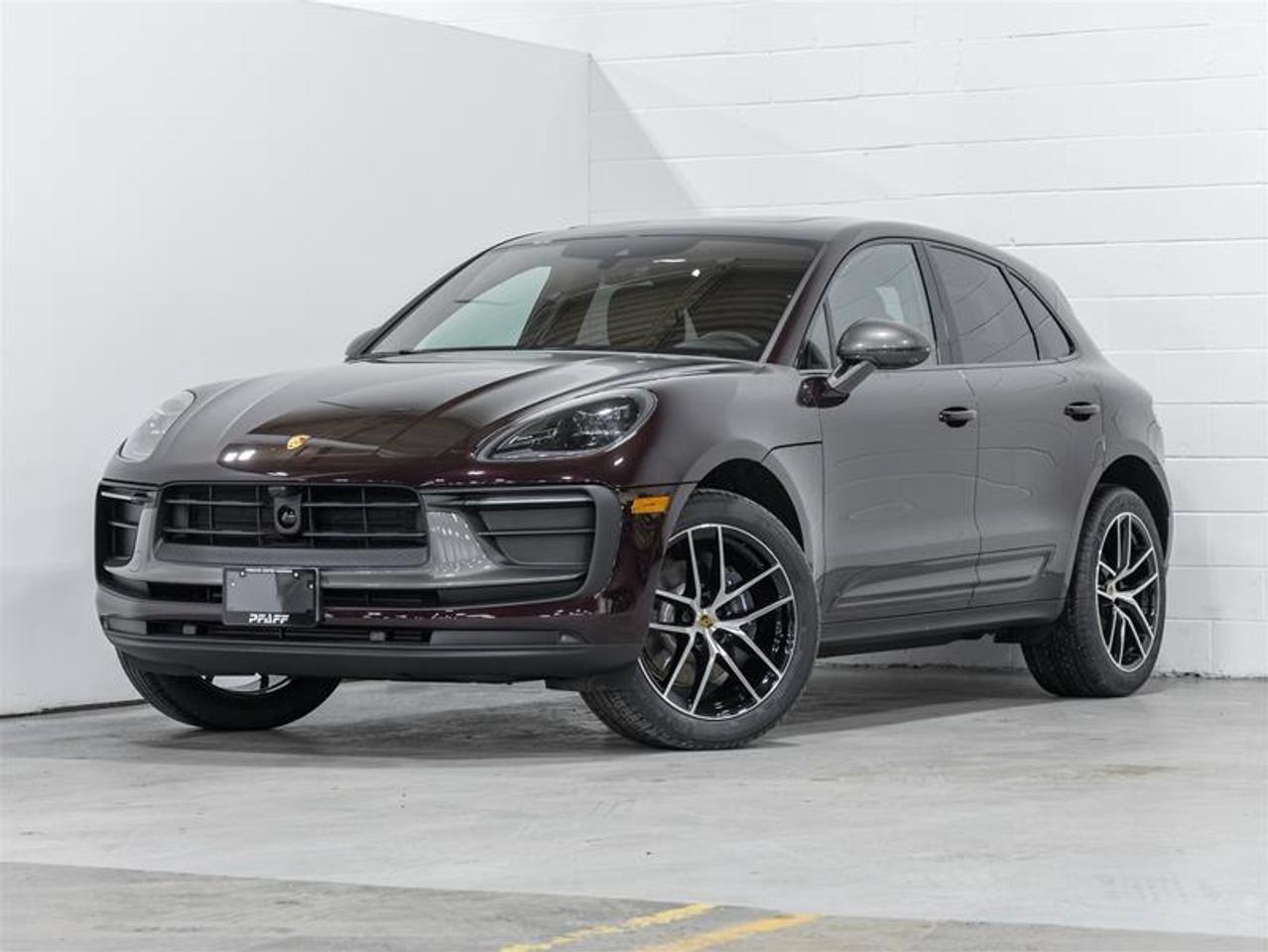 2026 Porsche Macan  Photo0