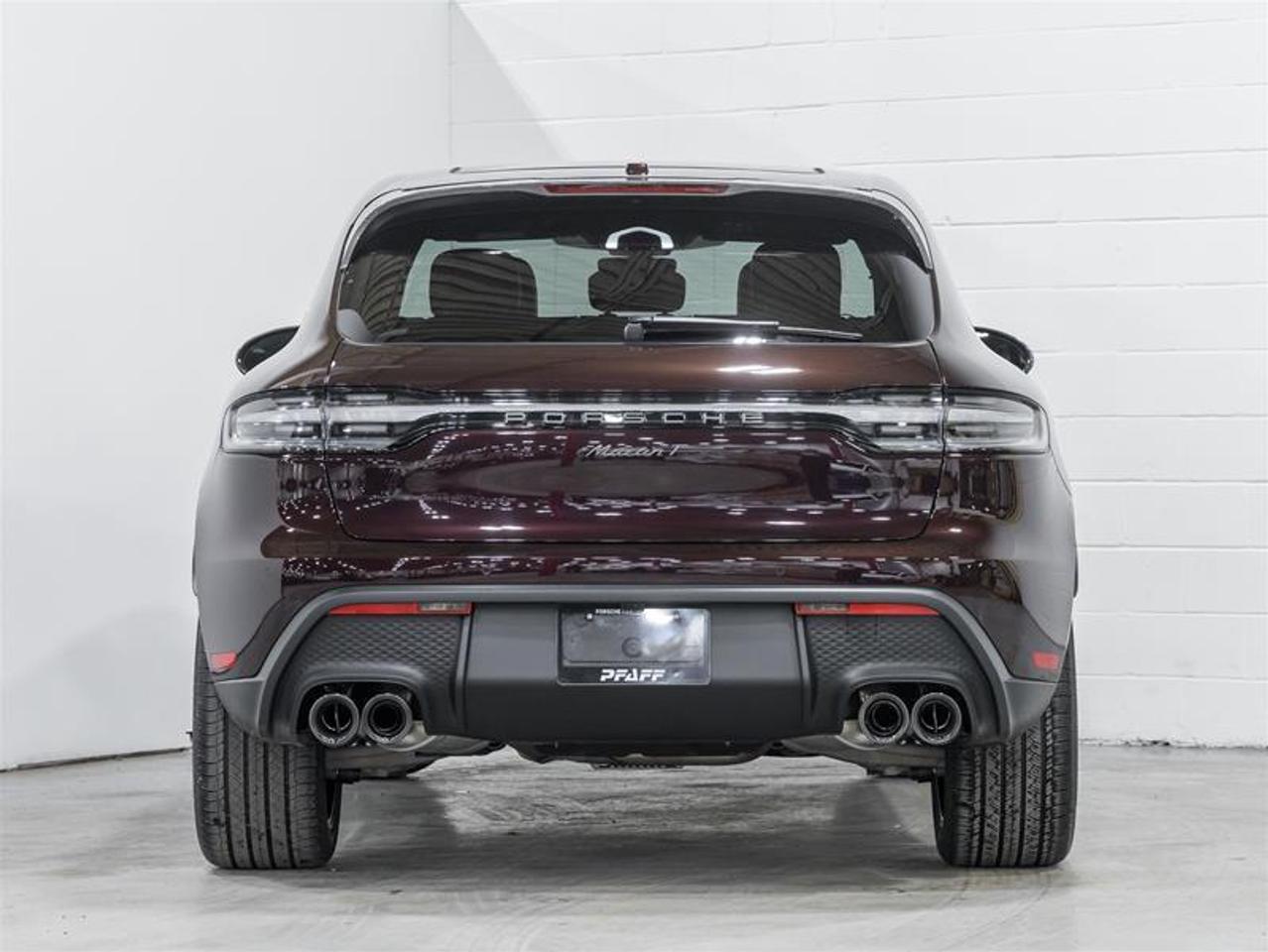 2026 Porsche Macan  Photo