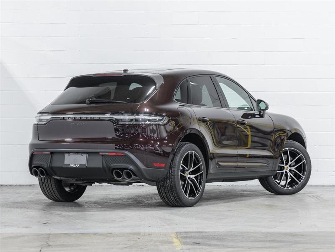 2026 Porsche Macan  Photo