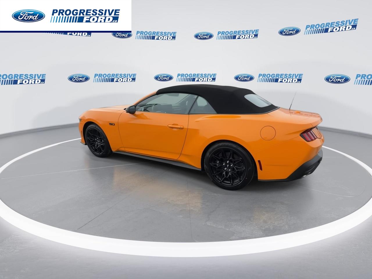 2026 Ford Mustang GT Premium 2dr Convertible Photo