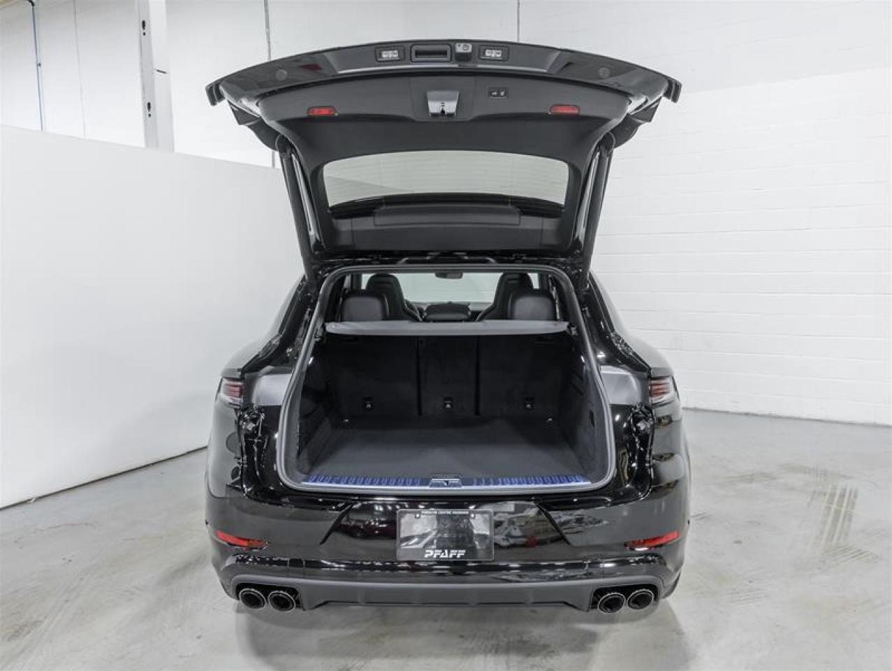 2026 Porsche Cayenne  Photo