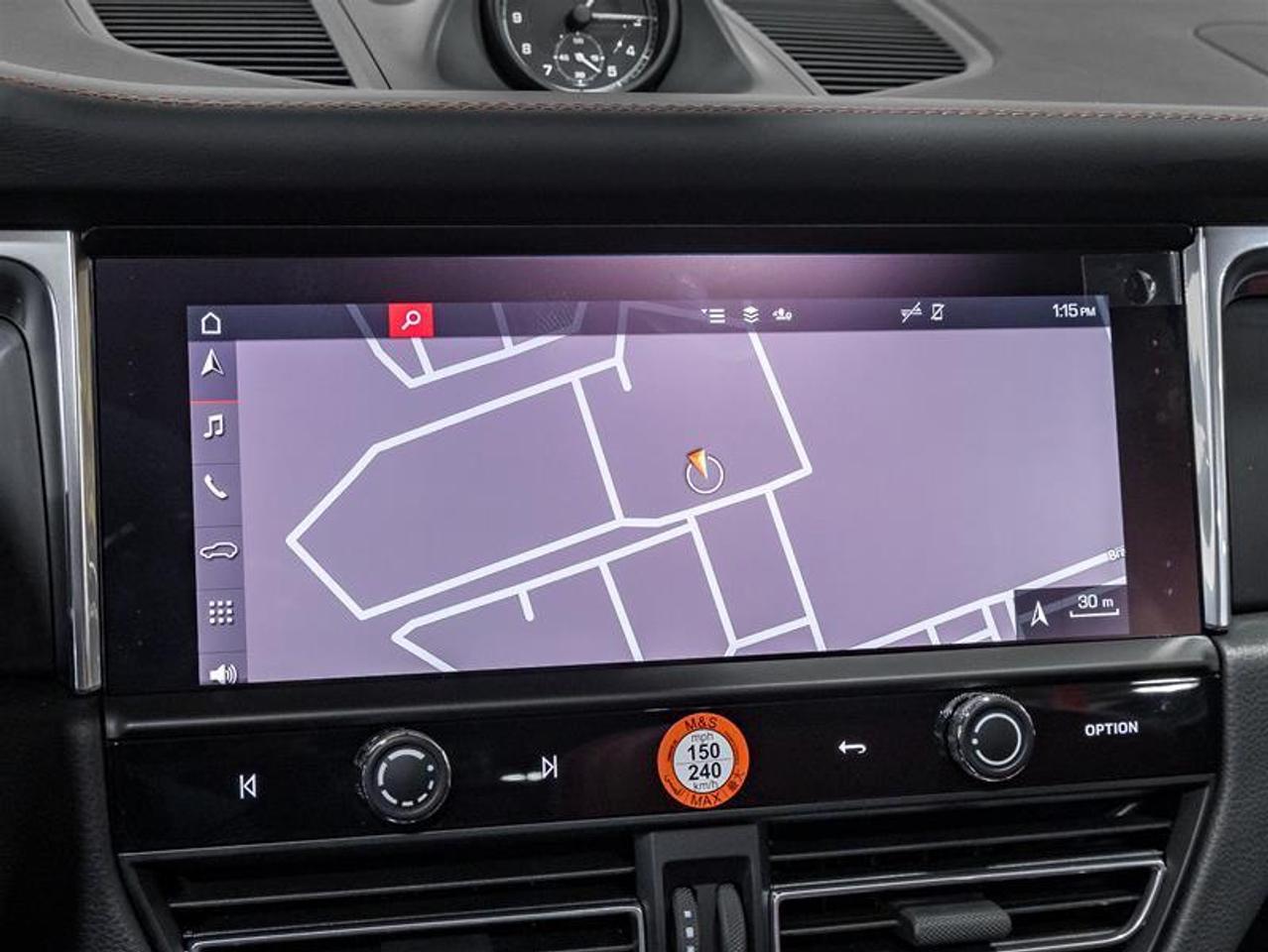 2026 Porsche Macan  Photo