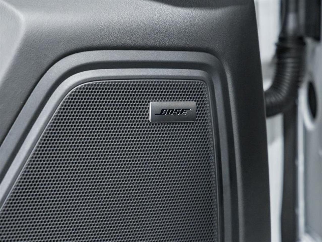 2026 Porsche Macan  Photo